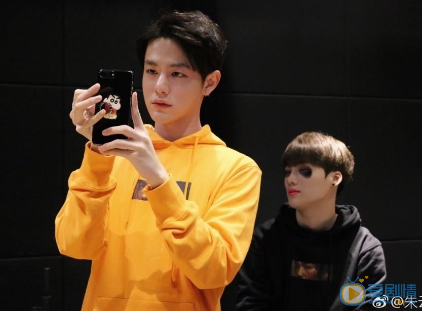 朱云龙卖萌表情包 朱云龙高清写真_朱云龙高清剧照