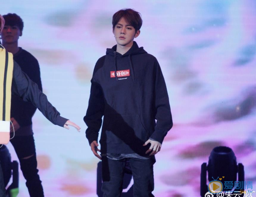朱云龙活动节目照 朱云龙高清写真_朱云龙高清剧照