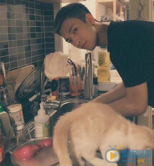 董岩磊生活照写真 董岩磊高清写真_董岩磊高清剧照