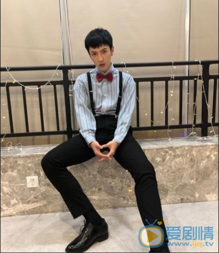 董岩磊街拍写真 董岩磊高清写真_董岩磊高清剧照