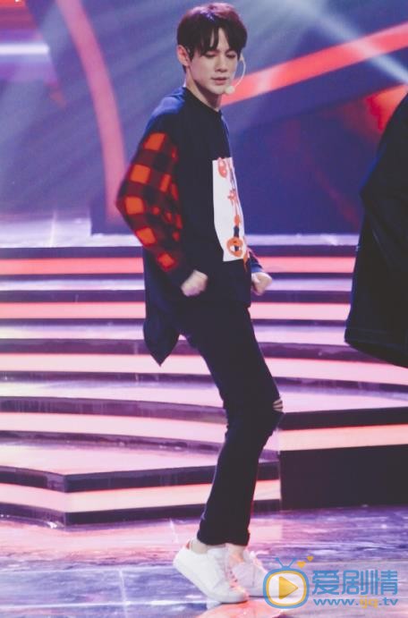朱云龙活动节目照 朱云龙高清写真_朱云龙高清剧照