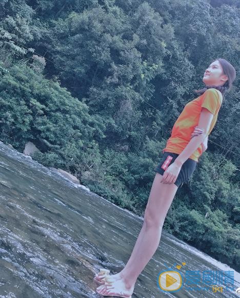 谭咏雯旅行写真 谭咏雯高清写真_谭咏雯高清剧照