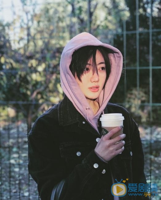 李晨熙生活照 李晨熙高清写真_李晨熙高清剧照