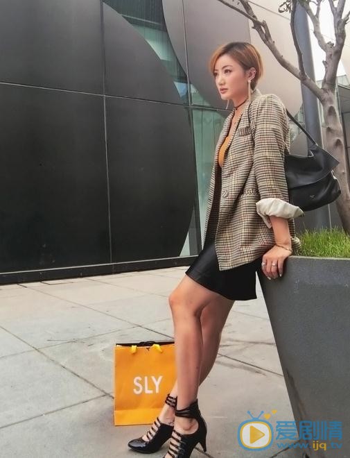 李晨熙街拍写真 李晨熙高清写真_李晨熙高清剧照