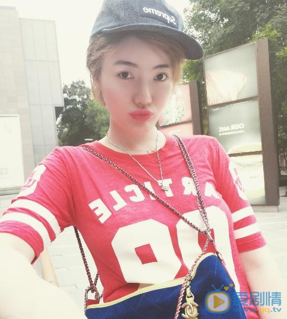 李晨熙生活照 李晨熙高清写真_李晨熙高清剧照
