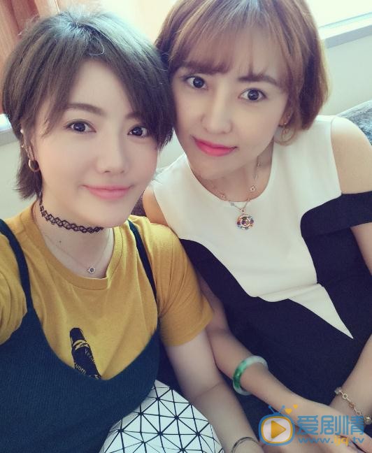 李晨熙朋友合照 李晨熙高清写真_李晨熙高清剧照