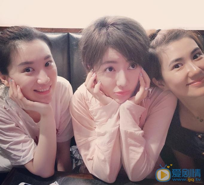 李晨熙朋友合照 李晨熙高清写真_李晨熙高清剧照