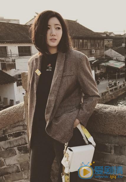 李晨熙街拍写真 李晨熙高清写真_李晨熙高清剧照
