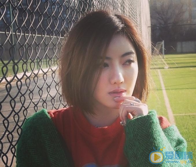 李晨熙街拍写真 李晨熙高清写真_李晨熙高清剧照