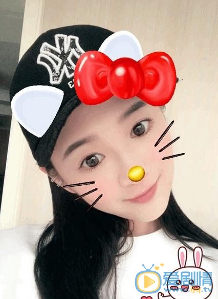 刘冰卖萌照 刘冰高清写真_刘冰高清剧照