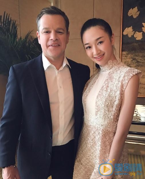 刘冰与人合照 刘冰高清写真_刘冰高清剧照