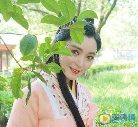 王亚楠《夜天子》剧照 王亚楠高清写真_王亚楠高清剧照