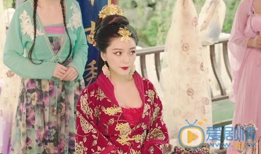 王亚楠《报告王爷王妃是只猫》剧照 王亚楠高清写真_王亚楠高清剧照