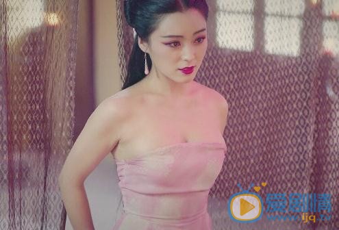 王亚楠《报告王爷王妃是只猫》剧照 王亚楠高清写真_王亚楠高清剧照