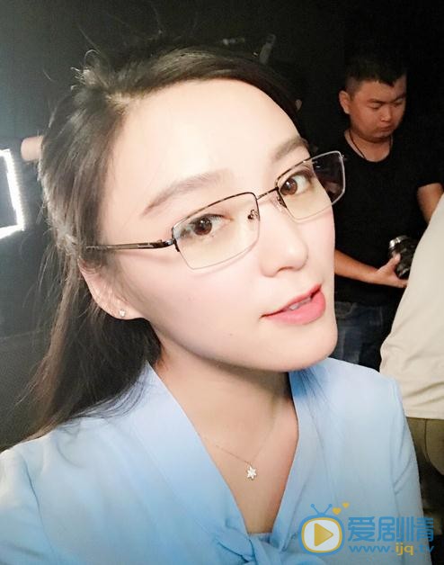 王亚楠片场照 王亚楠高清写真_王亚楠高清剧照
