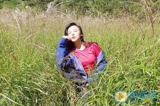 王亚楠登山照 王亚楠高清写真_王亚楠高清剧照