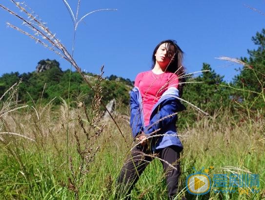 王亚楠登山照 王亚楠高清写真_王亚楠高清剧照