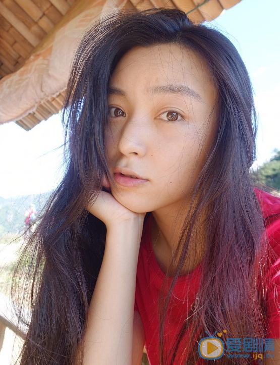 王亚楠登山照 王亚楠高清写真_王亚楠高清剧照