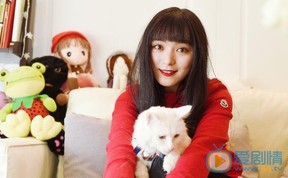 王亚楠宠物写真 王亚楠高清写真_王亚楠高清剧照