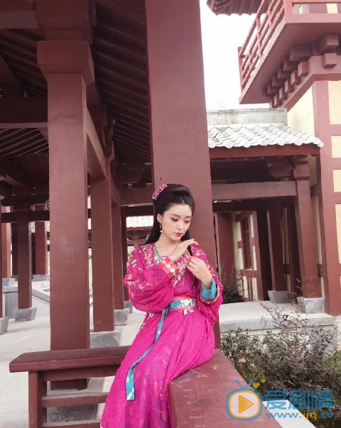 王亚楠片场照 王亚楠高清写真_王亚楠高清剧照