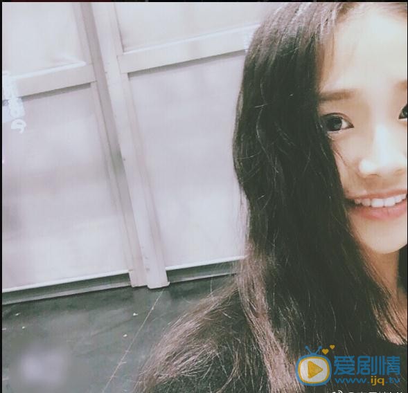 李君婕俏丽写真 李君婕高清写真_李君婕高清剧照