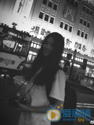 李君婕街拍写真 李君婕高清写真_李君婕高清剧照