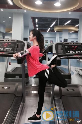 李君婕街拍写真 李君婕高清写真_李君婕高清剧照