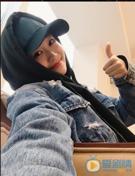 李君婕街拍写真 李君婕高清写真_李君婕高清剧照