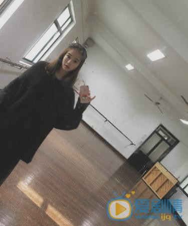 李君婕街拍写真 李君婕高清写真_李君婕高清剧照