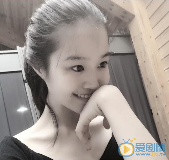 李君婕生活照写真 李君婕高清写真_李君婕高清剧照