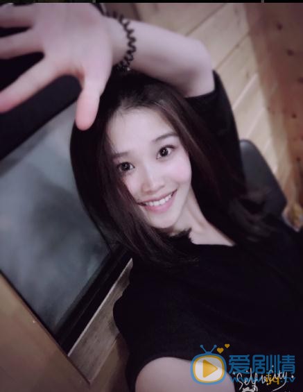 李君婕生活照写真 李君婕高清写真_李君婕高清剧照