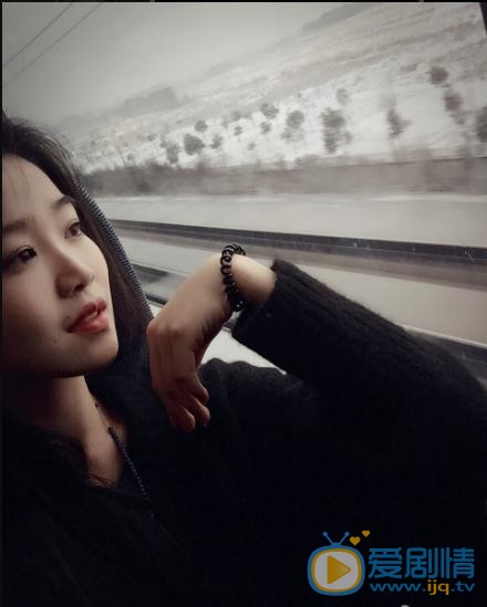 李君婕街拍写真 李君婕高清写真_李君婕高清剧照