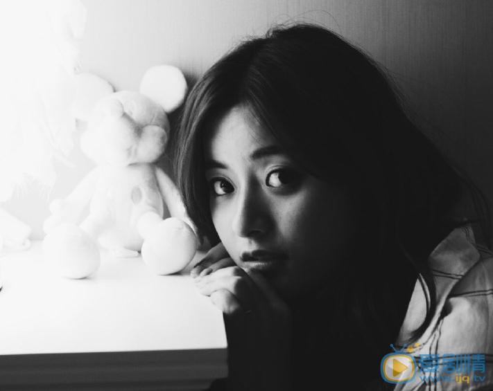 乔璇黑白写真 乔璇高清写真_乔璇高清剧照