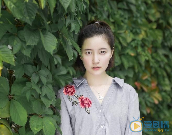 崔心心街拍写真 崔心心高清写真_崔心心高清剧照
