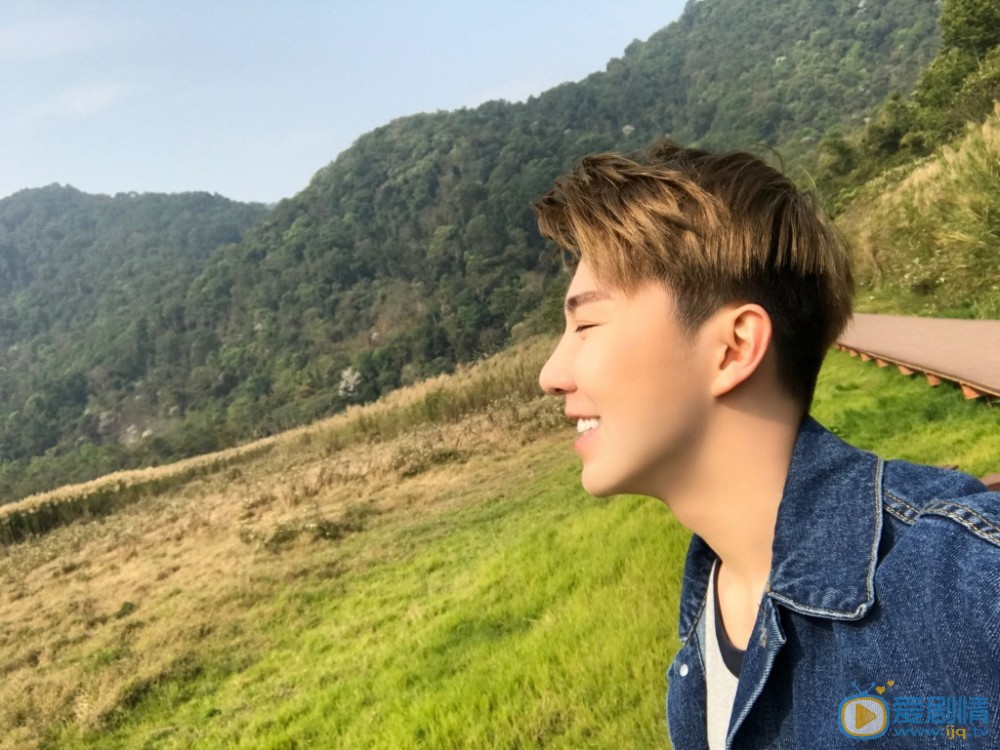 杨宝心街拍写真 杨宝心高清写真_杨宝心高清剧照