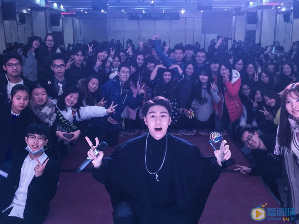 杨宝心参加活动写真 杨宝心高清写真_杨宝心高清剧照