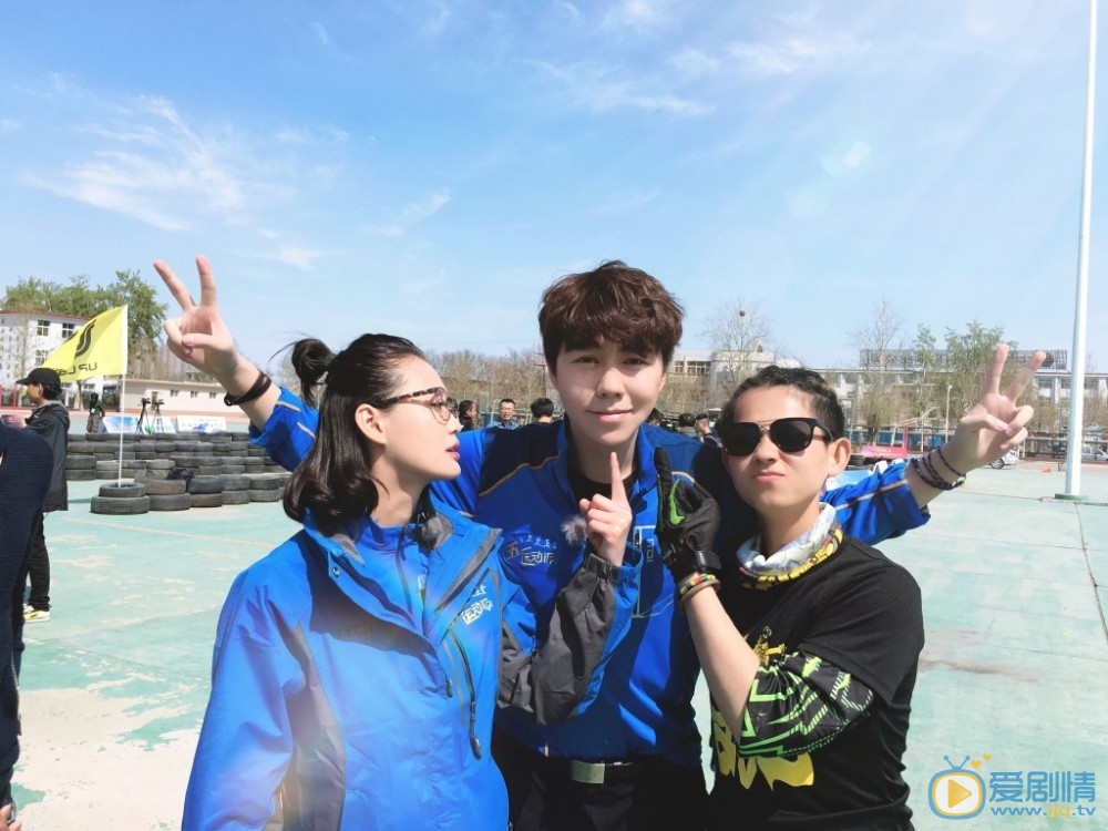 杨宝心好友合照写真 杨宝心高清写真_杨宝心高清剧照