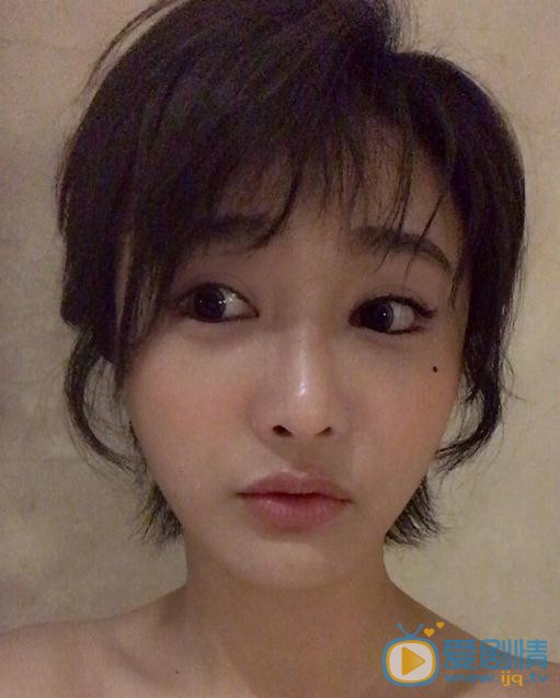 陈冰家人合照 陈冰高清写真_陈冰高清剧照