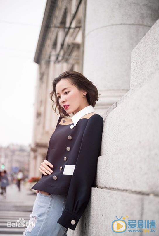 王紫伊唯美街拍 王紫伊高清写真_王紫伊高清剧照