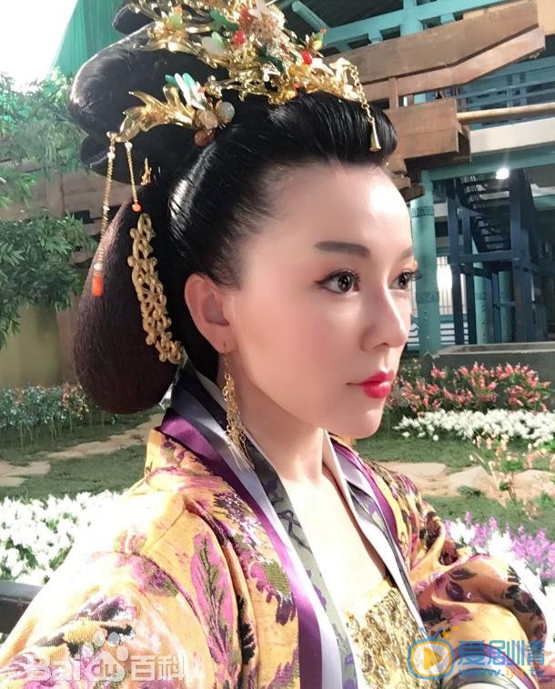 王紫伊片场照 王紫伊高清写真_王紫伊高清剧照