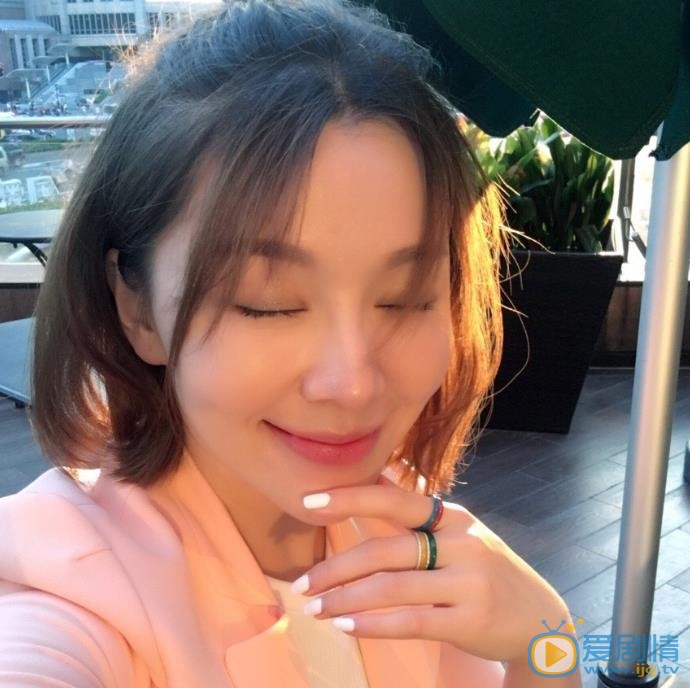 王紫伊生活照 王紫伊高清写真_王紫伊高清剧照