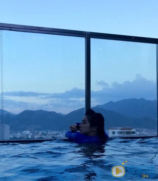 奚美丽生活照 奚美丽高清写真_奚美丽高清剧照