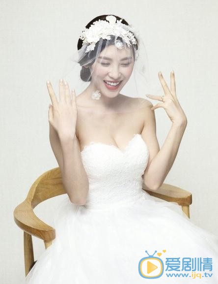 银雪婚纱写真 银雪高清写真_银雪高清剧照