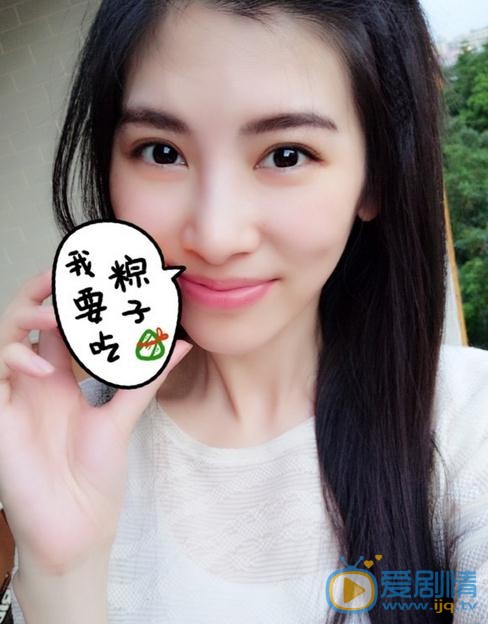 银雪生活照 银雪高清写真_银雪高清剧照