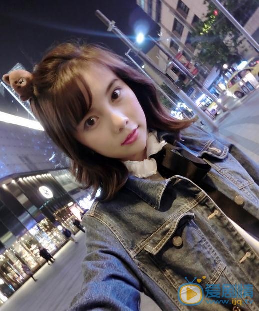王佳慧街拍写真 王佳慧高清写真_王佳慧高清剧照