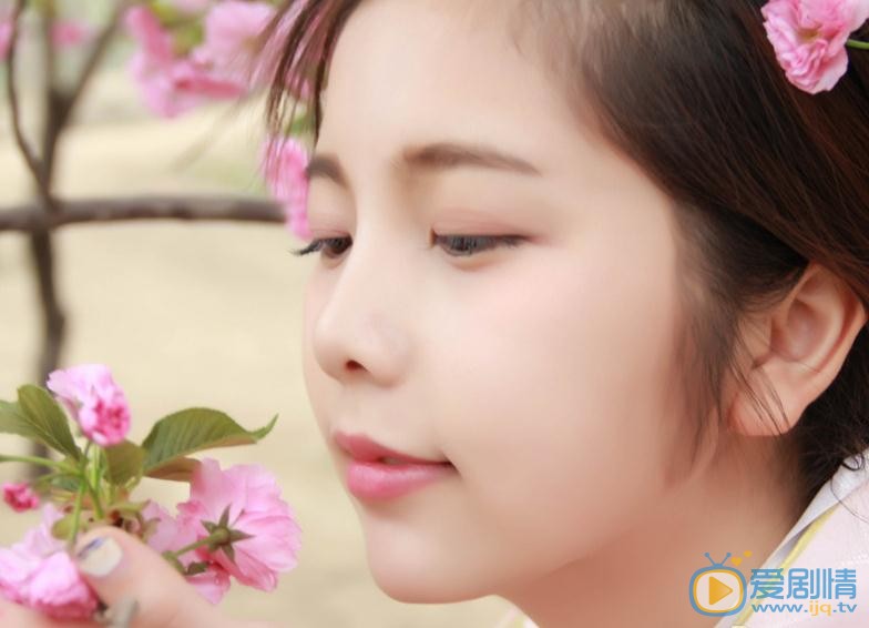 王佳慧花儿写真 王佳慧高清写真_王佳慧高清剧照