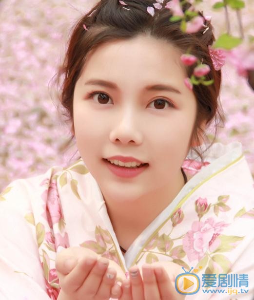 王佳慧花儿写真 王佳慧高清写真_王佳慧高清剧照