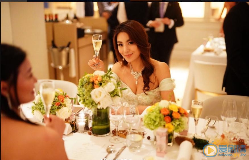 赵茜时尚写真 赵茜高清写真_赵茜高清剧照