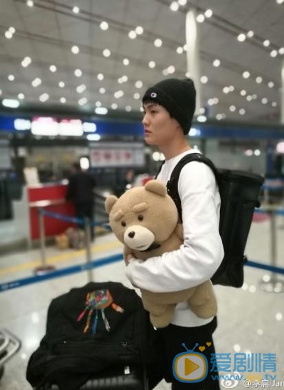 李辰时尚写真 李辰高清写真_李辰高清剧照