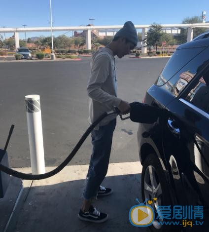 李辰街拍写真 李辰高清写真_李辰高清剧照